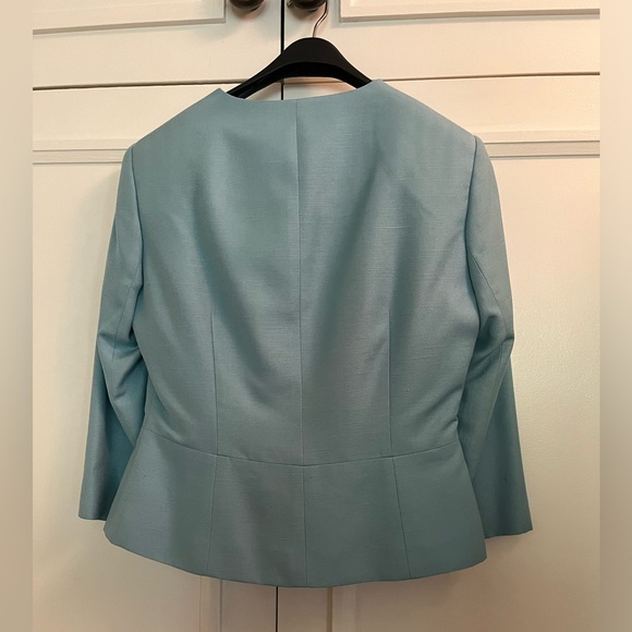 Sky blue suit jacket (size 4) and skirt (size 2) - Franco Mirabelli - Picture 5 of 9